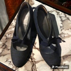 Ann Marino Size 10 Charcoal Gray Heels